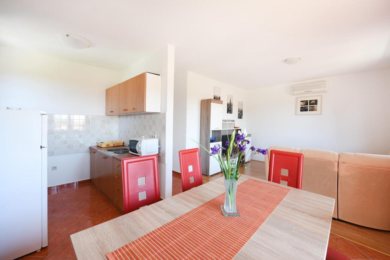 Apartments Sime Petrcane Luaran gambar
