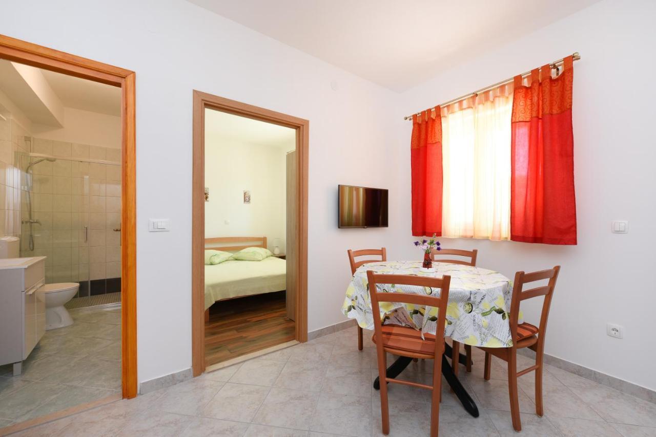 Apartments Sime Petrcane Luaran gambar