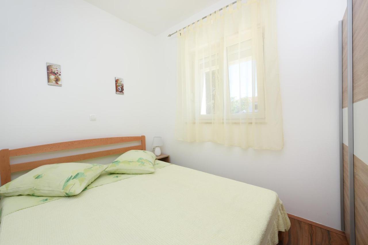 Apartments Sime Petrcane Luaran gambar