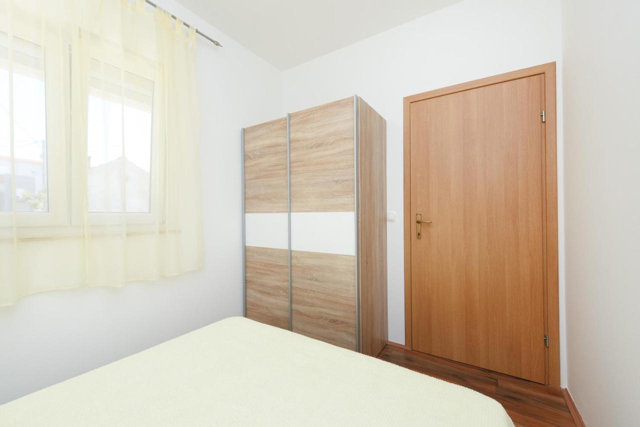 Apartments Sime Petrcane Luaran gambar